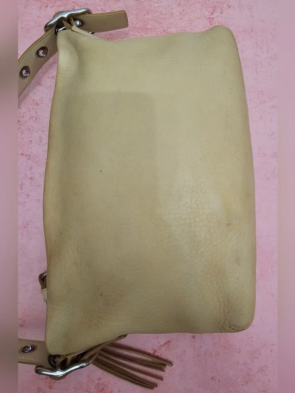 Coach Style 1429 Cream Pebbled Leather Hobo Shoulder Bag Tassel Adjustable Strap